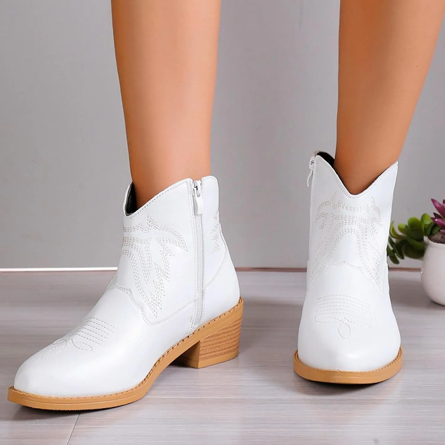 Ankle Booties for Women Low Heel Women Cowboy Boots Ethnic Embroidered Pointed Toe Side Zipper Thick Heel Short Boots