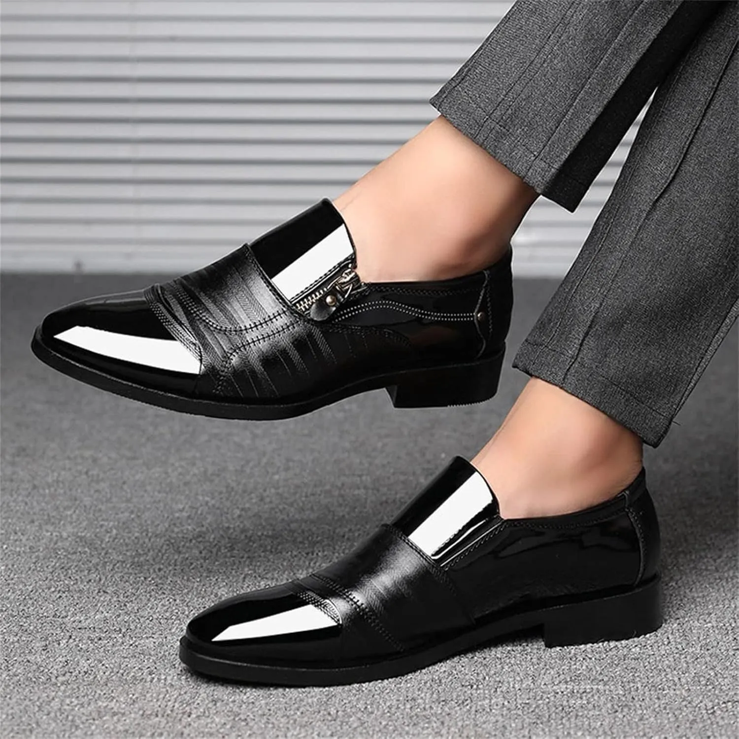 Mens Classic Leather Shoes Classical Style Men's Breathable Hollow Business Casual Pointed Shoes Leather Cap