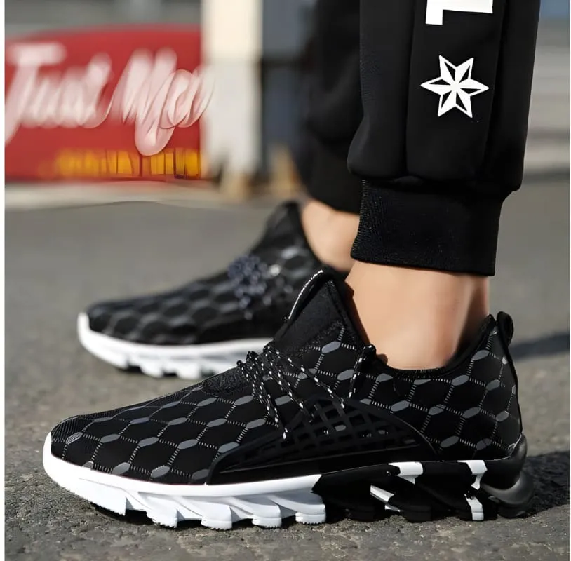 Stylish Black and White Mens Comfortable Sports Running Shoes