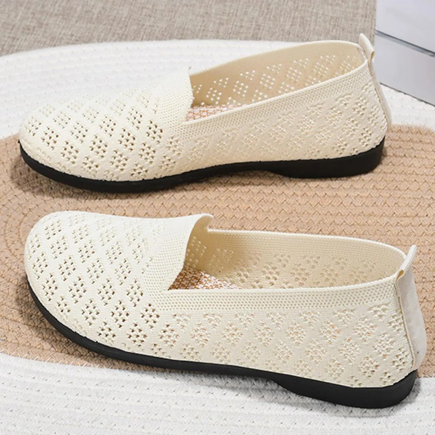 Women's Mesh Flats Wide Width Mesh Breathable Casual Sneaker Knit Slip on Walking Shoes Comfortable Non Slip Running Shoes